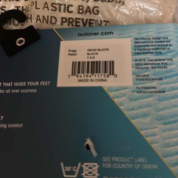 ISOTONER WOMEN’S SABRINE HOODBACK SLIPPERS - Picture 10 of 10